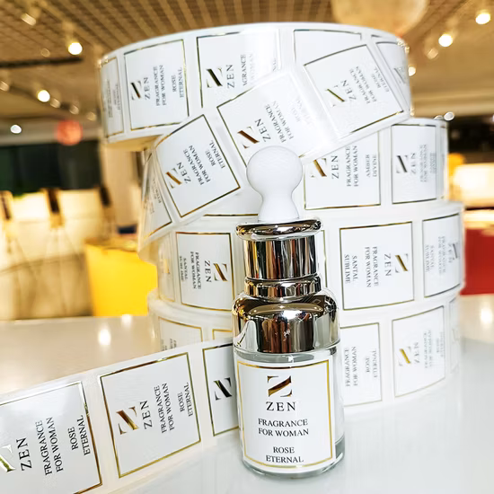 Hot Sale Gold Foil Cosmetic Label Sticker on Win Bottle Brand Logo