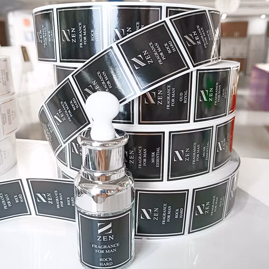 Hot Sale Gold Foil Cosmetic Label Sticker on Win Bottle Brand Logo